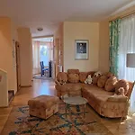 Sunshine House, Direkt Am See, Eigenes Boot, Private Beach, Grill, Wlan Casa de Férias