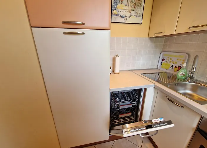 Sunshine House, Direkt Am See, Eigenes Boot, Private Beach, Grill, Wlan Сasa de vacaciones