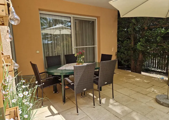 Сasa de vacaciones Sunshine House, Direkt Am See, Eigenes Boot, Private Beach, Grill, Wlan